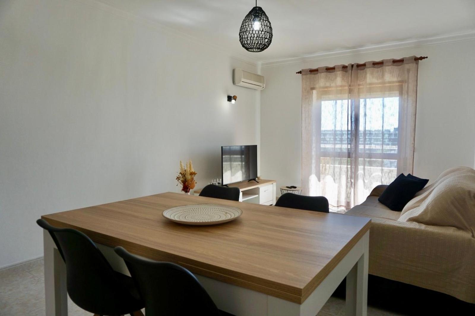 Cozy Alvor Retreat - Sunset Balcony, Wi-Fi & Ac Apartment Luaran gambar